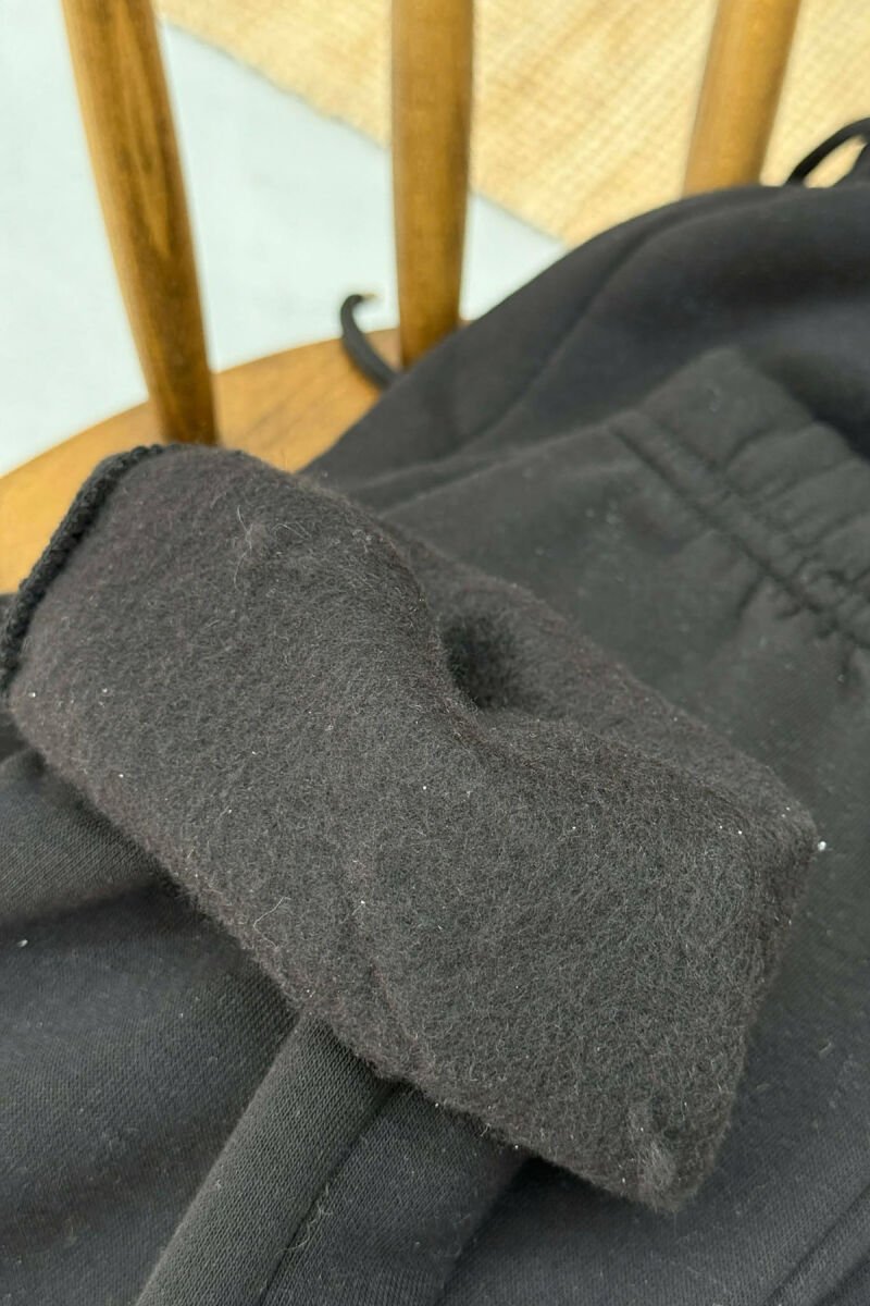 ONE COLOR SIMPLE FLUFFY WOMEN JOGGERS BLACK/ E ZEZE - 5