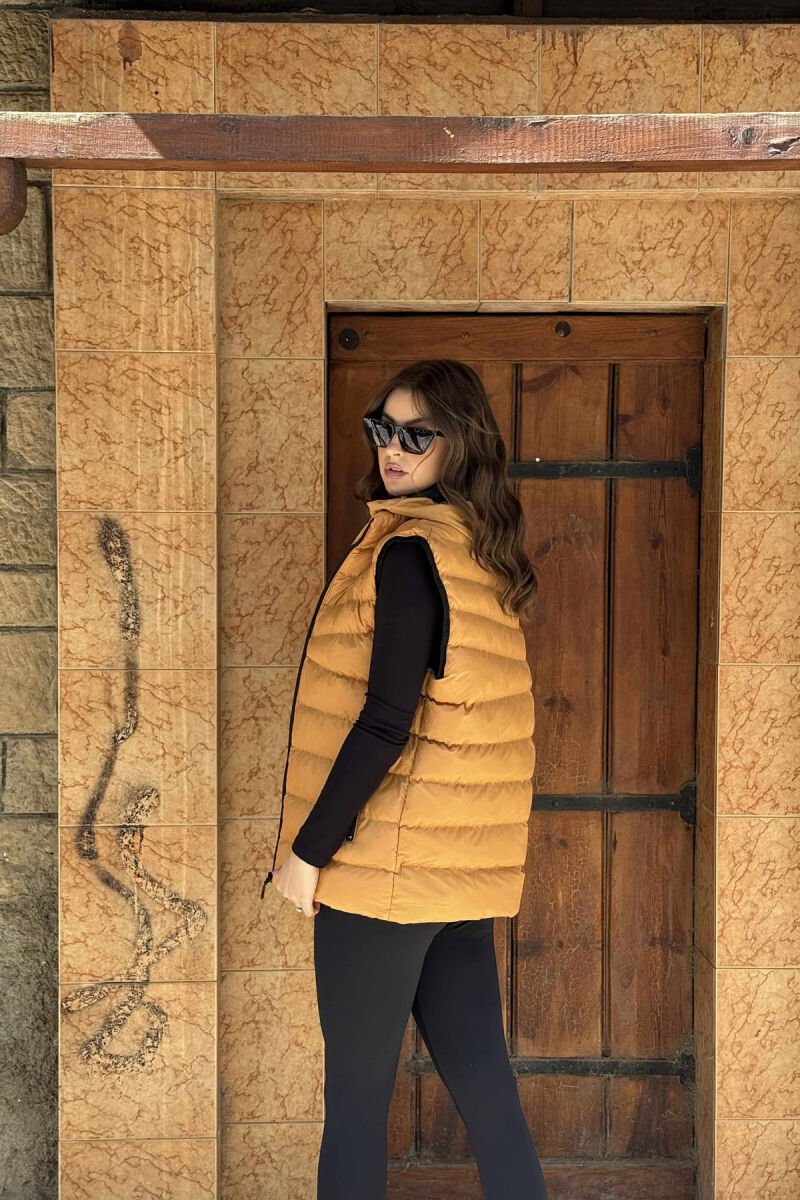 ONE COLOR SIMPLE HOOD WOMEN VEST MUSTARD/MUSTARDE - 3