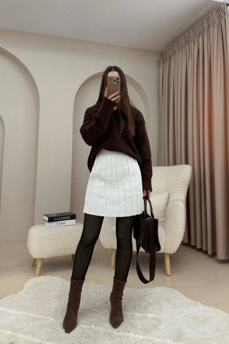 ONE COLOR SIMPLE KNITTED SHORT WOMAN SKIRT WHITE-E BARDHE - 4
