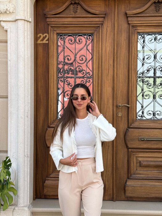 ONE COLOR SIMPLE KNITTED WOMEN CARDIGAN WHITE-E BARDHE - KLAUDIO FASHION