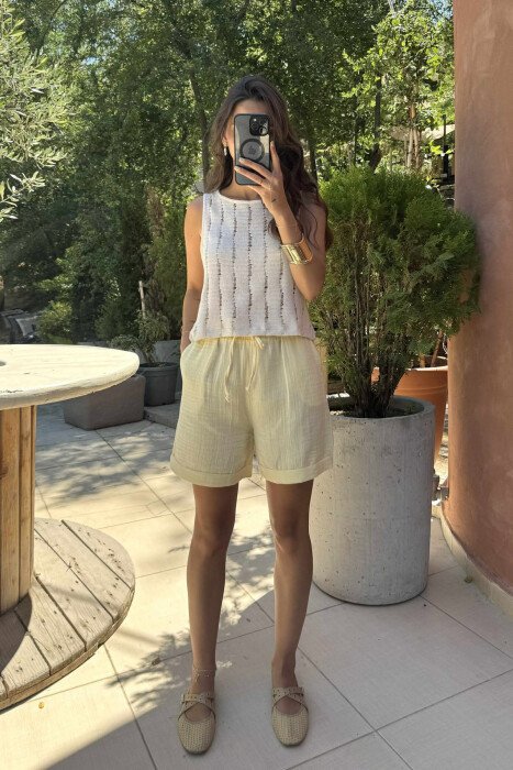 ONE COLOR SIMPLE KNITTED WOMEN TANK TOP CREAM/KREM - KLAUDIO FASHION