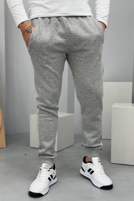 TUTA TË THJESHTA ME PUSH PËR MESHKUJ NË NGJYRËN GRI TË ZBARDHUR - KLAUDIO FASHION