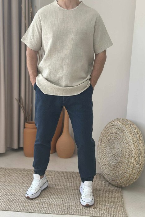 T-SHIRT NJË NGJYRËSH I THJESHTË PËR MESHKUJ NË NGJYRËN BEZHË 