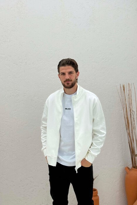 ONE COLOR SIMPLE NECK WRITTING DETAIL MEN JACKET WHITE-E BARDHE - KLAUDIO FASHION