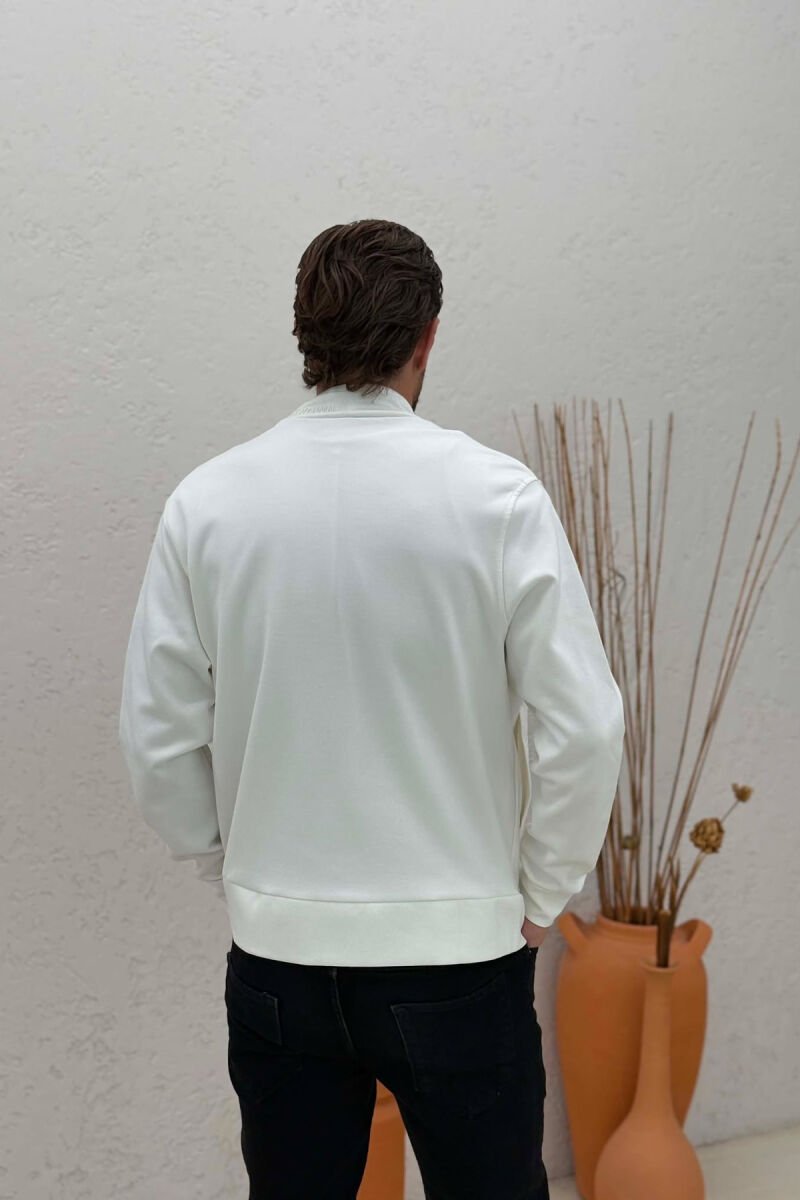 ONE COLOR SIMPLE NECK WRITTING DETAIL MEN JACKET WHITE-E BARDHE - 2