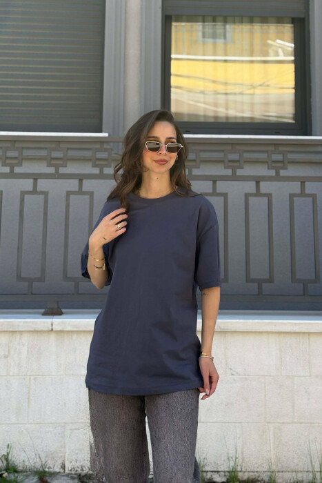 ONE COLOR SIMPLE ROUND NECK WOMEN T-SHIRT DARK GREY/GEE - KLAUDIO FASHION