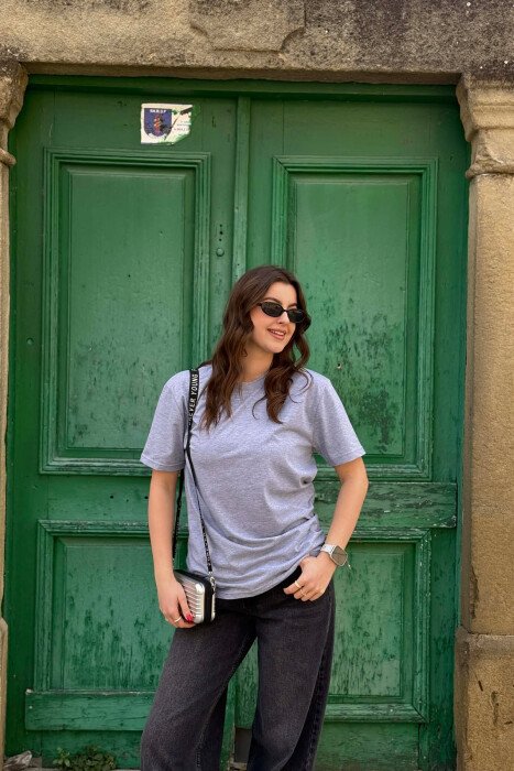 ONE COLOR SIMPLE ROUND NECK WOMEN T-SHIRT + 6 PAIR SOCKS GREY/GRI 