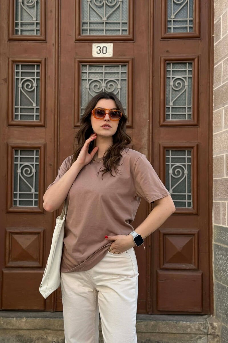 ONE COLOR SIMPLE ROUND NECK WOMEN T-SHIRT + 6 PAIR SOCKS KHAKI / KAKI - 4