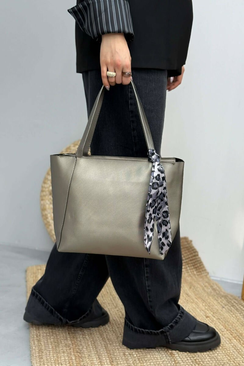 ONE COLOR SIMPLE SCARF DETAIL WOMEN BAG GREY/GRI - 4