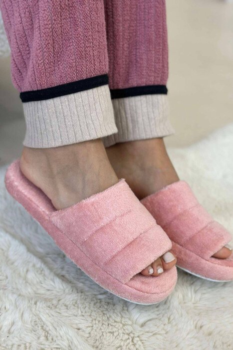 ONE COLOR SIMPLE WOMAN HOME SLIPPERS POWDER/PUDER - KLAUDIO FASHION
