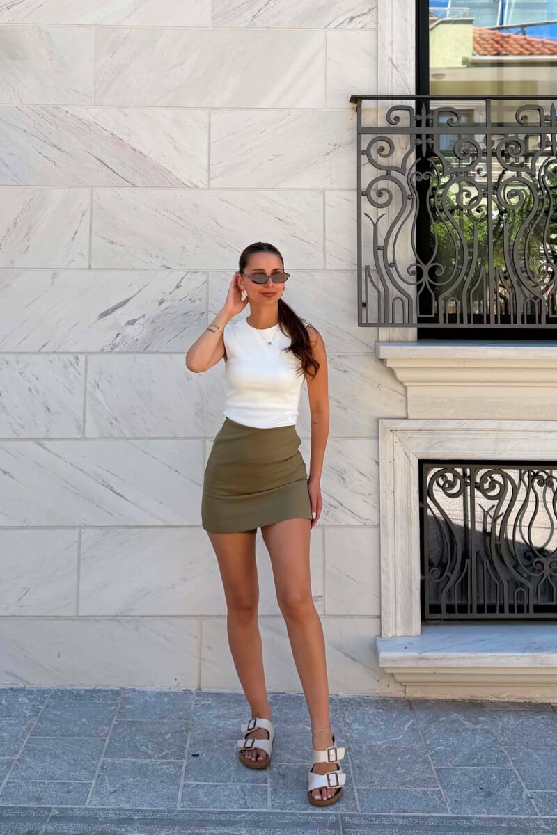 ONE COLOR SIMPLE WOMAN SKORT OLIVE/ULLI - 3