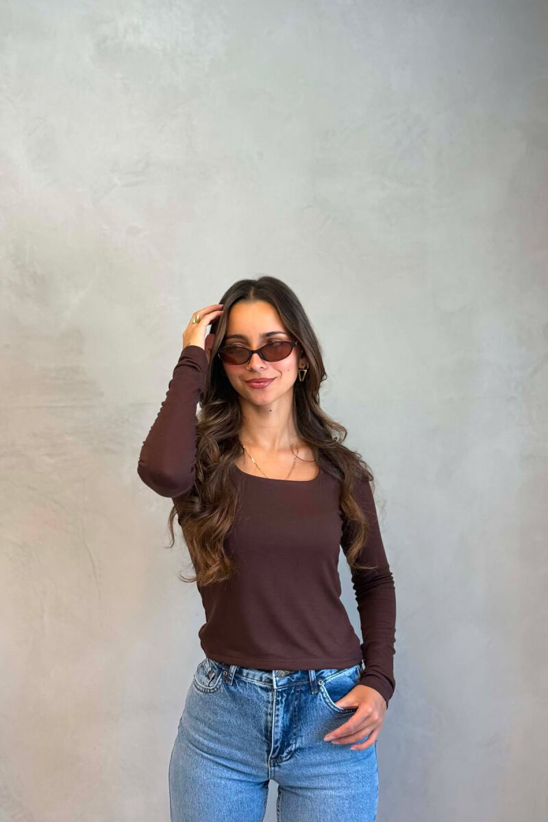 ONE COLOR SIMPLE WOMAN SWEATSHIRT BROWN/KAFE - 2