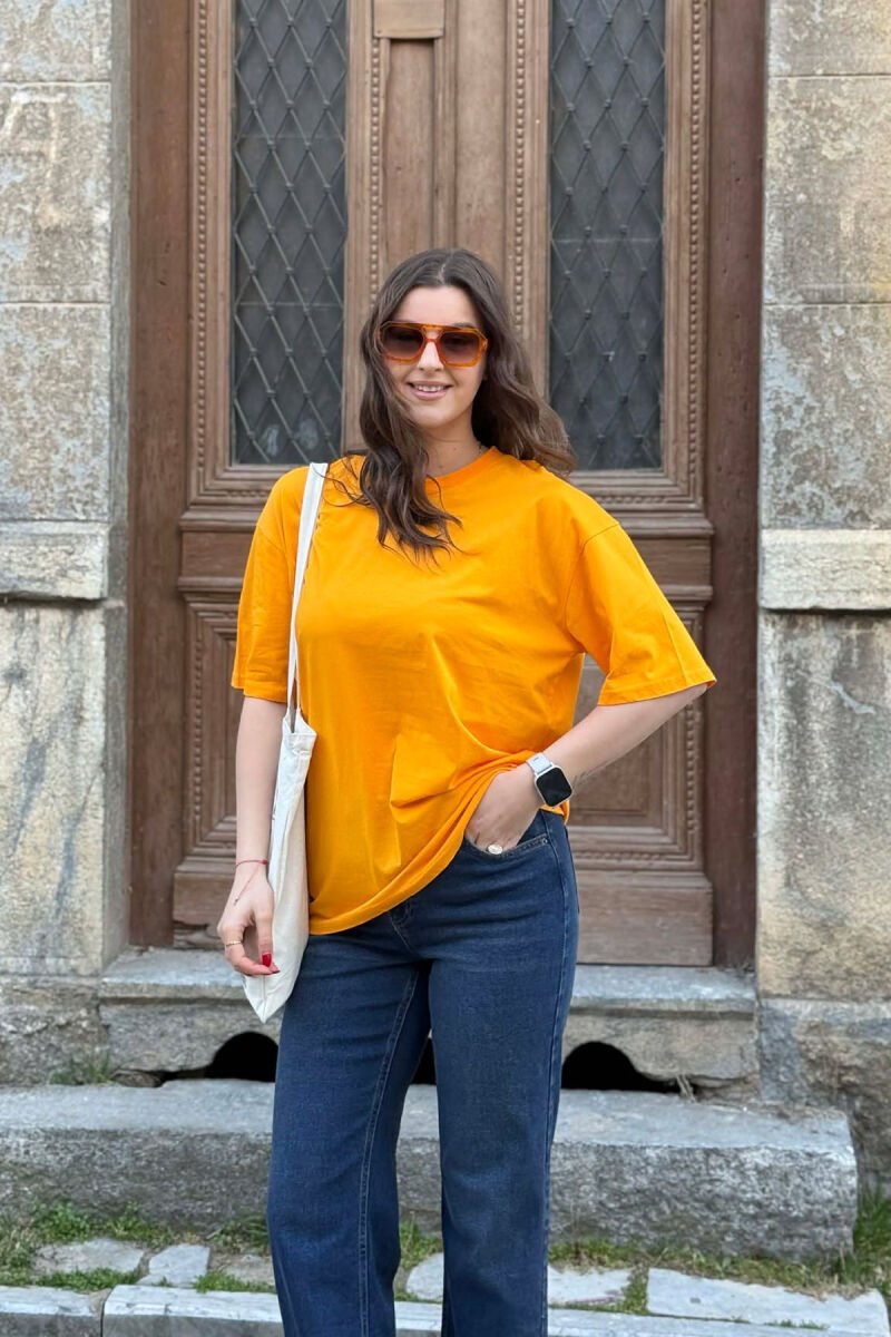 ONE COLOR SIMPLE WOMAN T-SHIRT + 6 PAIR SOCKS MUSTARD/MUSTARDE - 1