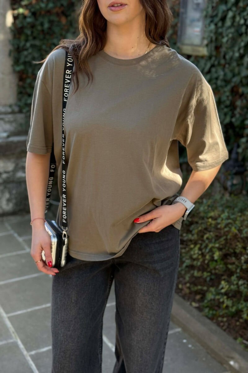 ONE COLOR SIMPLE WOMAN T-SHIRT + 6 PAIR SOCKS OLIVE/ULLI - 6