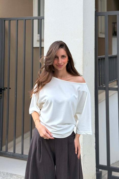 ONE COLOR SIMPLE WOMAN T-SHIRT WHITE-E BARDHE - KLAUDIO FASHION