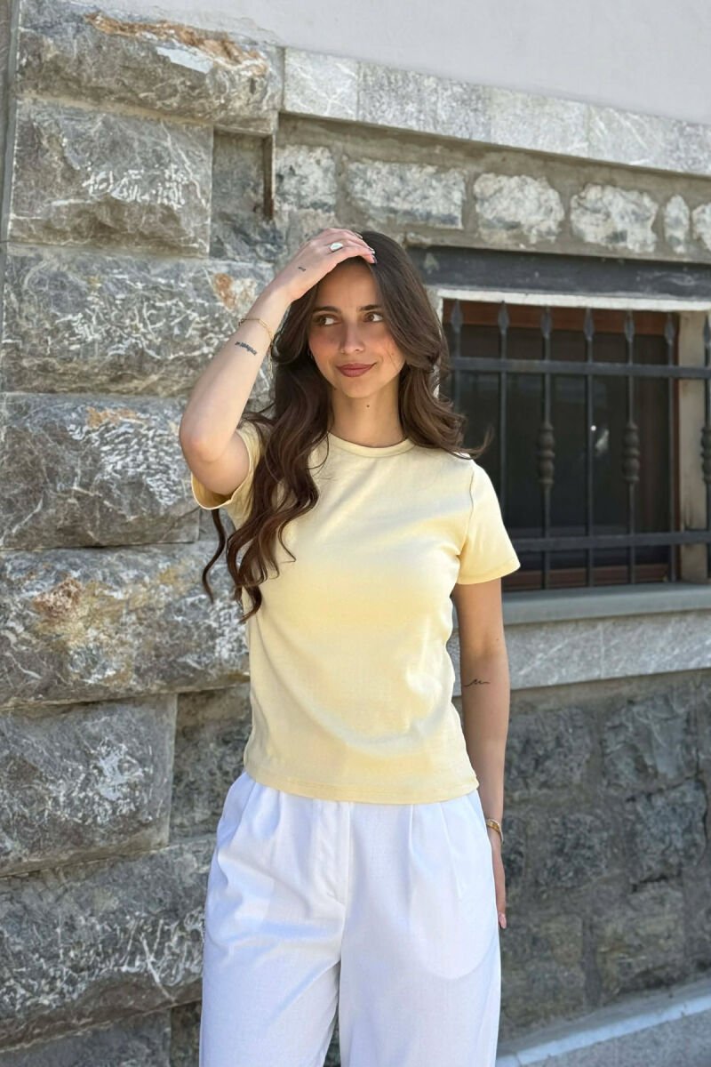 ONE COLOR SIMPLE WOMAN T-SHIRT YELLOW/E VERDHE - 1