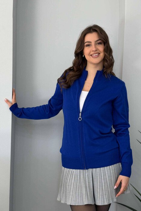 XHAKETË E THJESHTË PËR FEMRA NË NGJYRËN BLU - KLAUDIO FASHION