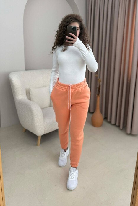 ONE COLOR SIMPLE WOMEN JOGGERS SALMON/SALMON - 5