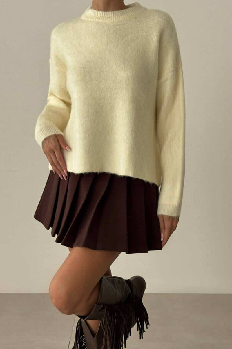 ONE COLOR SIMPLE WOMEN SWEATER CREAM/KREM - 2