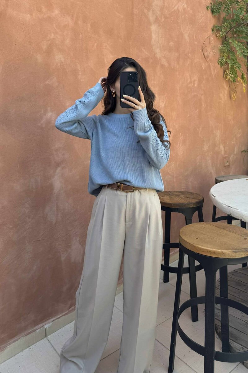 ONE COLOR SIMPLE WOMEN SWEATER LIGHTBLUE/BZ - 1