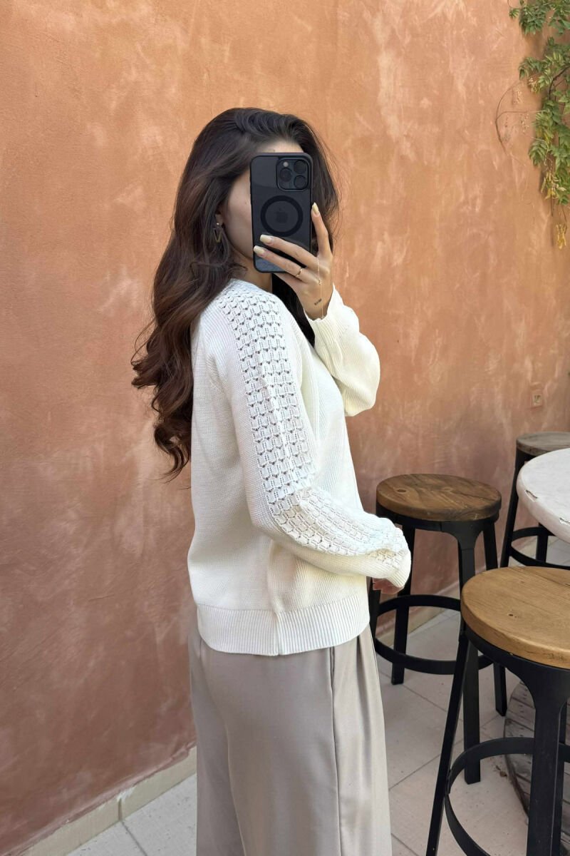 ONE COLOR SIMPLE WOMEN SWEATER WHITE-E BARDHE - 2