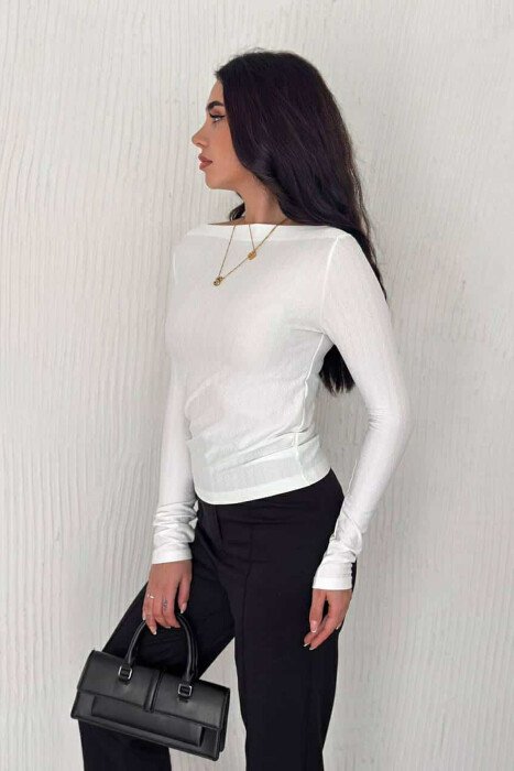 ONE COLOR SIMPLE WOMEN SWEATSHIRT WHITE-E BARDHE - KLAUDIO FASHION