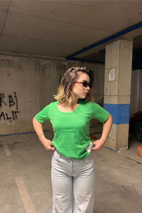ONE COLOR SIMPLE WOMEN T-SHIRT LIGHT GREEN/JEZB - 2