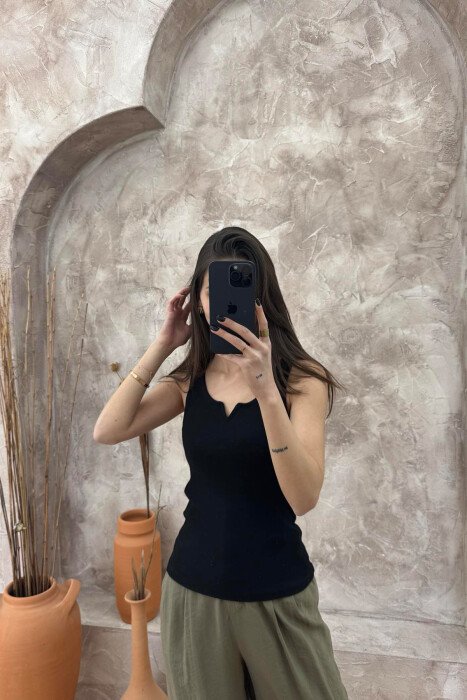 KANATJERE NJË NGJYRËSHE PËR FEMRA NË NGJYRËN E ZEZË - KLAUDIO FASHION