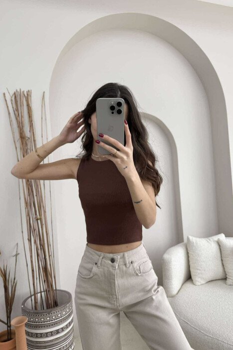 ONE COLOR SIMPLE WOMEN TANK TOP DARK BROWN/KAE - 1
