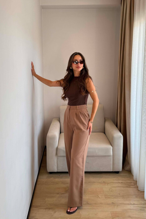 ONE COLOR SIMPLE WOMEN TROUSERS DARK BEIGE/BEZHE ERRET - 4