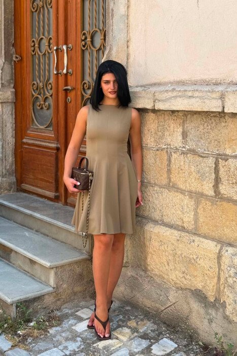 ONE COLOR SLEEVELESS WOMAN DRESS KHAKI / KAKI - KLAUDIO FASHION