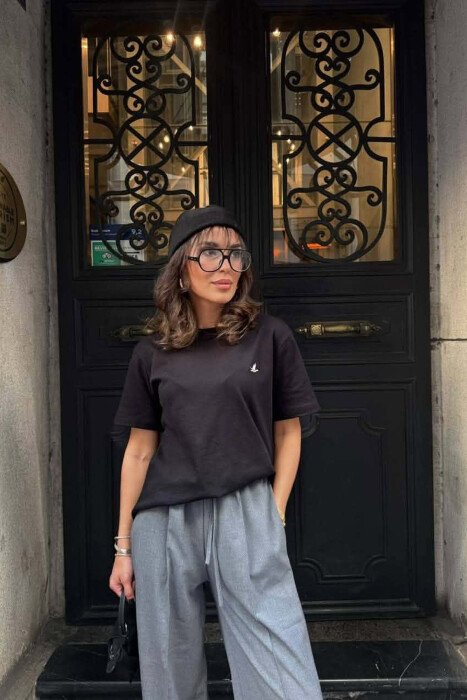 ONE COLOR SMALL LOGO WOMAN T-SHIRT BLACK/ E ZEZE - 3