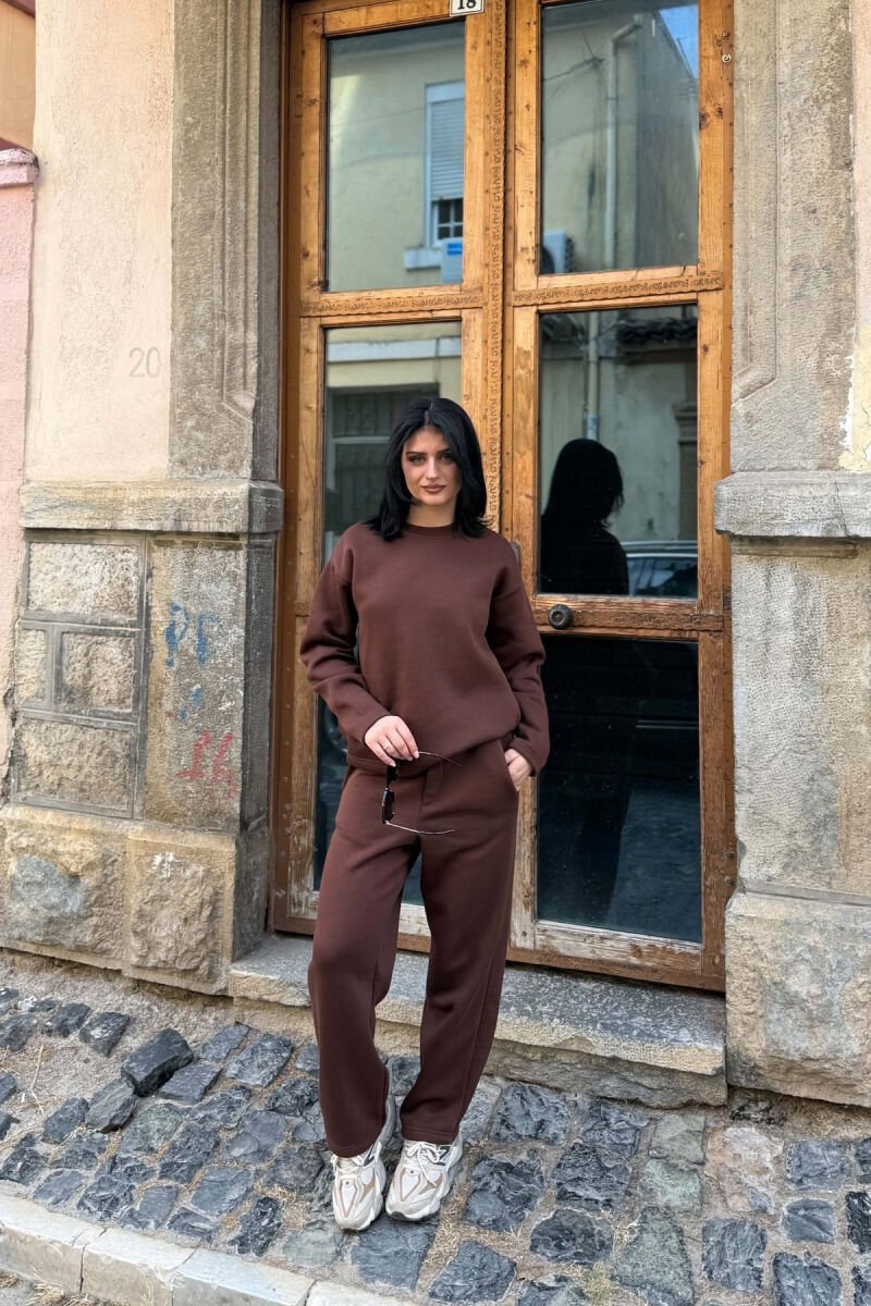 ONE COLOR SWEATSHIRT + SWEATPANTS FLUFFY WOMAN SET BROWN/KAFE - 1