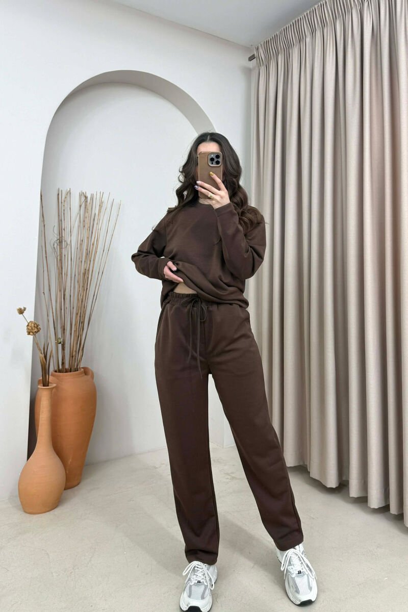 ONE COLOR SWEATSHIRT+ TROUSERS WOMEN SET DARK BROWN/KAE - 1
