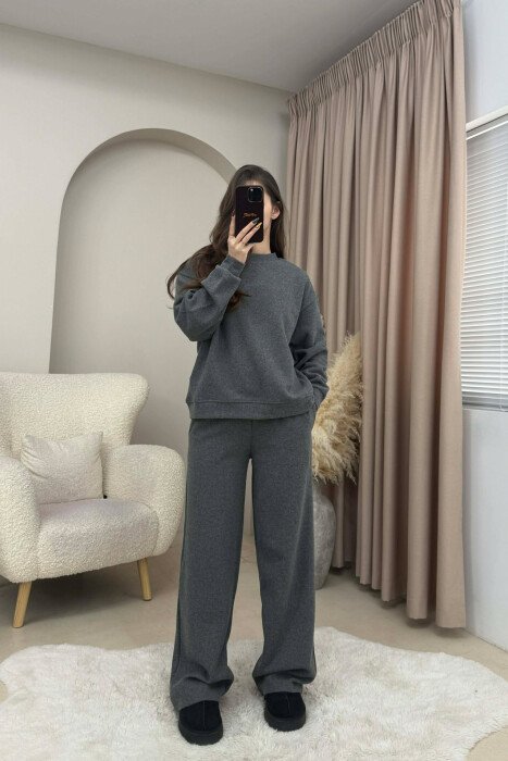 ONE COLOR SWEATSHIRT+ TROUSERS WOMEN SET DARK GREY/GEE - KLAUDIO FASHION