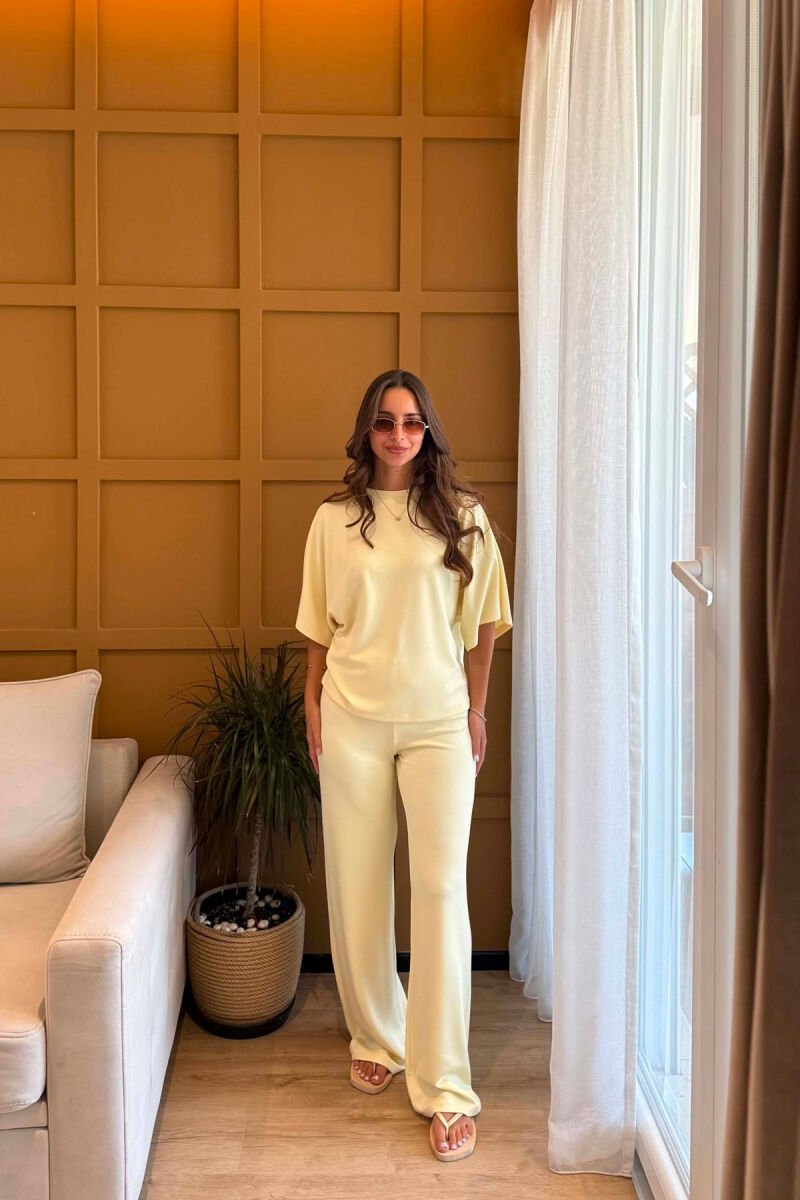 ONE COLOR T-SHIRT + TROUSERS WOMAN SET YELLOW/E VERDHE - 1