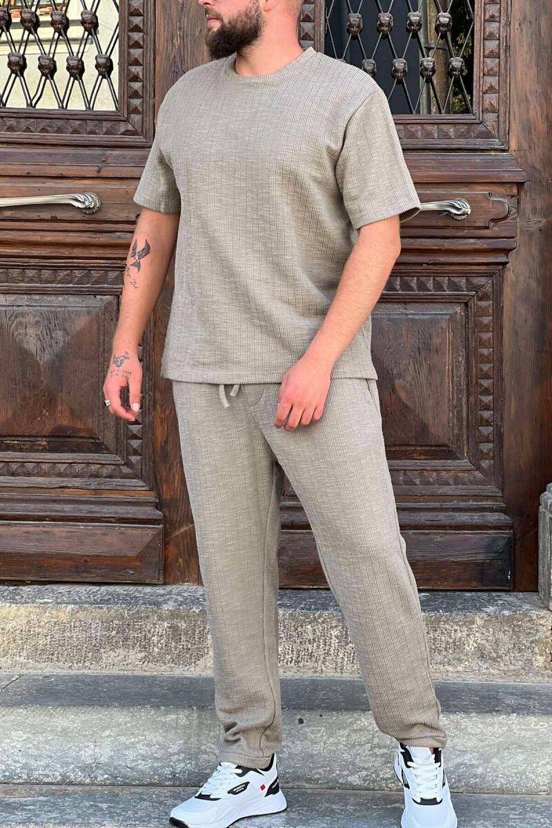 ONE COLOR T-SHIRT+TROUSERS MEN SET OLIVE/ULLI SWEATSUIT SETS