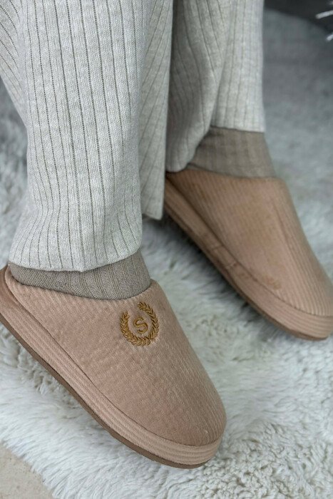 ONE COLOR TEDDY LINED WOMEN SLIPPERS BEIGE/BEZHE - 1