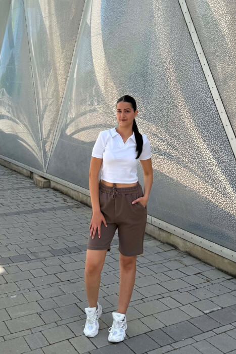 ONE COLOR TEXTURED WOMAN SHORTS BROWN/KAFE - KLAUDIO FASHION