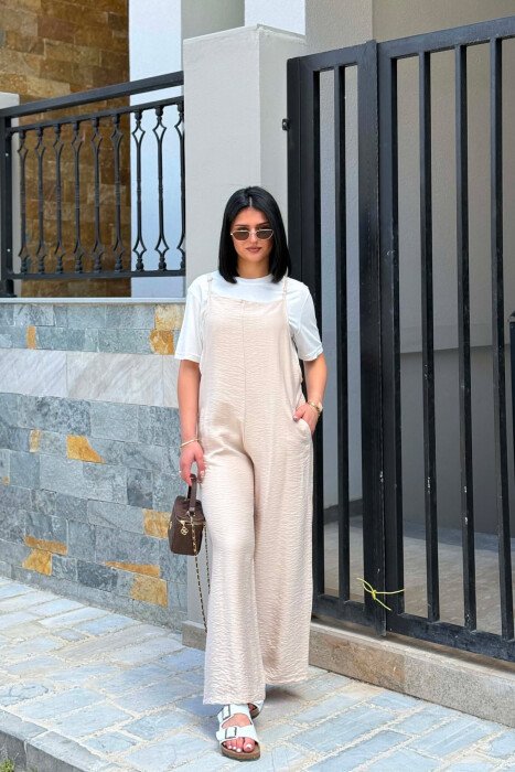 JUMPSUIT I THJESHTE PER FEMRA NE NGJYRE BEZHE 