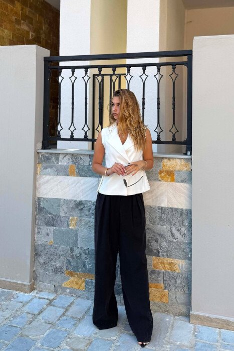 ONE COLOR TWO BUTTONS WOMAN VEST WHITE-E BARDHE - 3