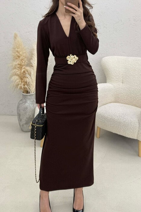 ONE COLOR V NECK GOLD DETAIL BELT LONG WOMEN DRESS DARK BROWN/KAE - 4