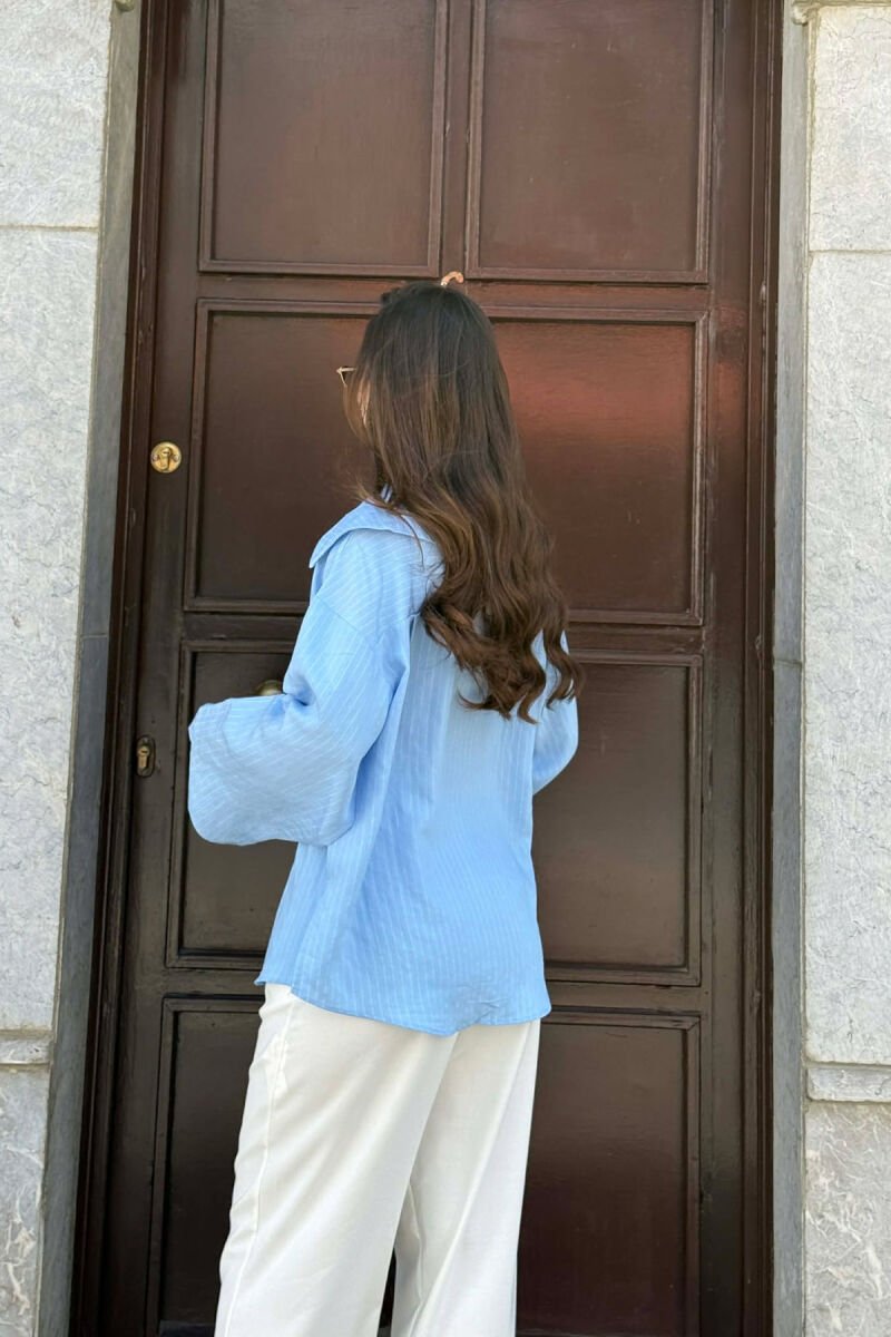 ONE COLOR V-NECK LINES DESIGNS FRONT POCKET WOMAN SHIRT LIGHT BLUE-LIGHT BLUE/BZ-BZ - 2