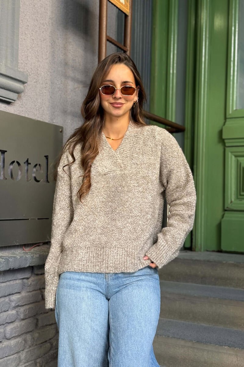 ONE COLOR V NECK WOMAN SWEATER BEIGE/BEZHE - 1