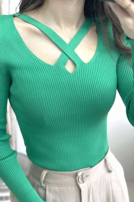 ONE COLOR V NECK WOMEN SWEATER GREEN/JESHILE - 3