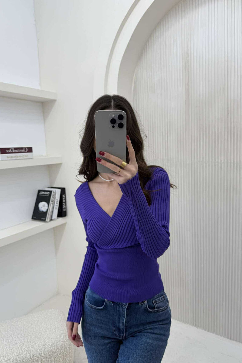 ONE COLOR V NECK WOMEN SWEATER PURPLE/LEJLA - 1