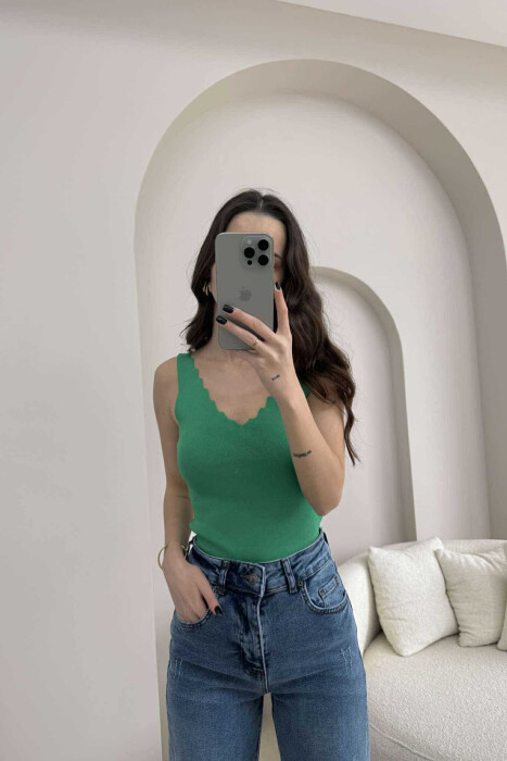 ONE COLOR V NECK WOMEN TANK TOP GREEN/JESHILE - 1