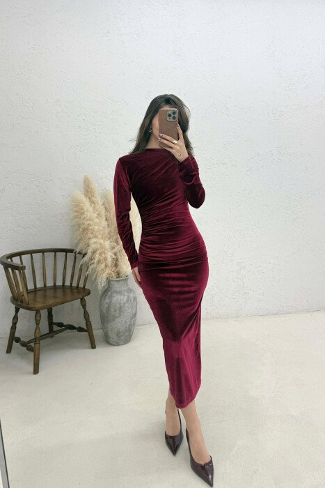 FUSTAN NJE NGJYRESH VELVET PER FEMRA NE NGJYRE VISHNJE 