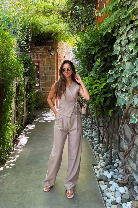 ONE COLOR VEST + TROUSERS WOMAN SET DARK BEIGE/BEZHE ERRET - KLAUDIO FASHION