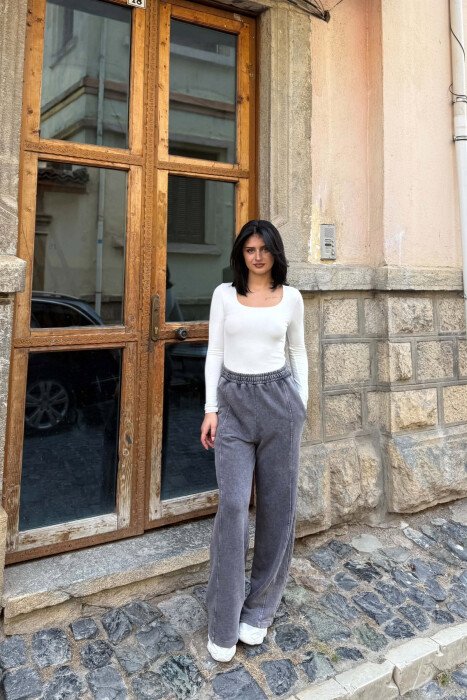 ONE COLOR WIDE LEG WOMAN SWEATPANTS GREY/GRI - KLAUDIO FASHION